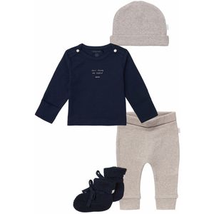 Noppies kledingset - 4delig - Broek Naura taupe - Shirt Neisse Donkerblauw - Muts Nevel taupe - Slofjes Nelson Donkerblauw - Maat 44