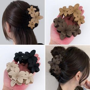 Blume Haarklammer, 4PCS Matte Haarspangen für Frauen Niedlich Haarspangen, Hawaiian Haar Blume Clip Große Haarspange Starken Halt Haar Krallen Haar Zubehör