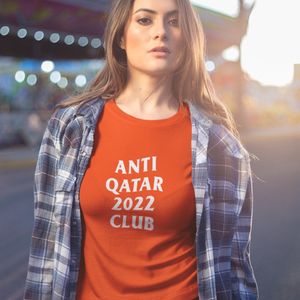 WK T-shirt - Anti Qatar 2022 Club - Oranje Dames (MAAT XS) - WK Feestkleding