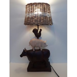 Koe beeld  koe varken en kip op elkaar als tafellamp inclusief kap en lamp  58x28x22 cm