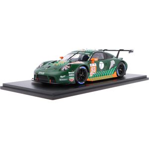 De 1:18 Diecast Modelauto van de Porsche 991 RSR-19 4.2L Team Proton Competition #93 van de 24H LeMans van 2022. De rijders waren M. Fassbender / M. Campbell en Z. Robichon. De fabrikant van het schaalmodel is Spark. Dit model is al