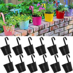 Hangende bloempotten - 16 cm metalen ijzeren vaas emmer plantenbak voor reling hek balkon tuin woondecoratie - bloemhouders met afneembare haken - zwart (pak van 12)