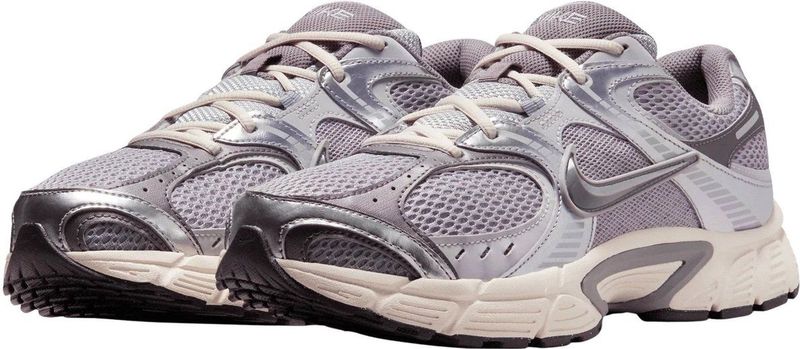 Nike - V5 RNR - Sneakers