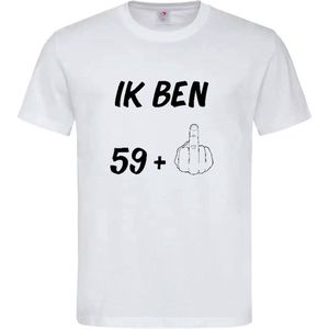 T-shirt Unisex Volwassenen Grappig Tekst ""Ik ben 59+1"" Op Voorkant | korte mouw | Wit/zwart | maat S