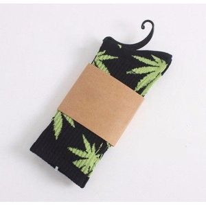 Wiet sokken - Cannabis sokken - Hemp Leaf Socks - Skate sokken - Rasta sokken – Hennep sokken – Wietsokken - Wiet Grinder - Sokken - Feest Sokken - Zwart/Groen