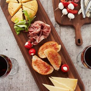 Dienblad 60x60 serveerplank walnoot handvat hapjes kaas 60x16.5cm dienblad 60x60