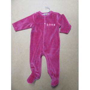 pyjama in velour , donker fuchia love Noukie's  9 maand 74