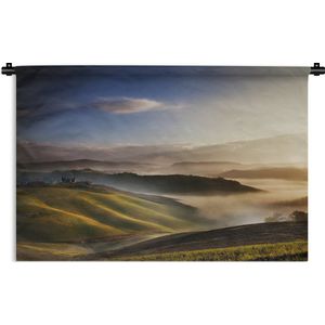 Wandkleed Toscaanse landschappen - Mist valt over de Toscaanse landschappen in Italië Wandkleed katoen 180x120 cm - Wandtapijt met foto XXL / Groot formaat!