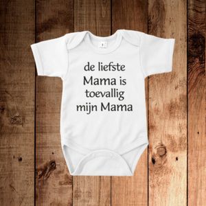 Romper 'De Liefste Mama is toevallig mijn Mama' | Kraamcadeau | Babykleding - Maat 74