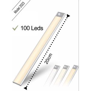 led lamp 20 cm- accu -oplaadbaar -beweginssencor -3 standen-fel licht ,warm licht,koud licht-100 leds