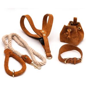 Stijlvol - Tuig - hondenhalsband - riem - traktatiezak - set - nubuck beige - Halsband & harnas maat M/L (32 -40) - Riem 130 cm