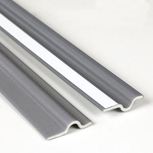 Zelfklevende Raam Afdichtstrip - Tochtwering - Raamwering - Energiebesparend - 2M - Grijs