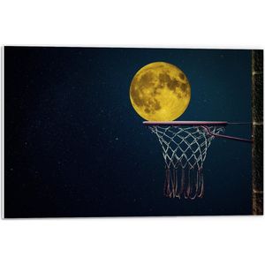 PVC Schuimplaat - Maan met Gele Gloed in Basketbal Net - 60x40 cm Foto op PVC Schuimplaat (Met Ophangsysteem)