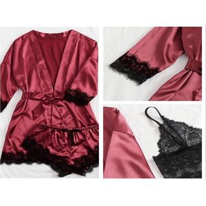 Xd Xtreme - 4-delig - Nachtkledingset bordeaux M - kimono - nachtjapon - badjas - ochtendjas - satijn - lingerie set - bodysuit - sexy - pyjama - medium