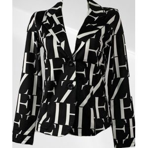 Angelle Milan - Casual blazer - Zwart met witte letters - Travelstof - Maat S - In 5 maten verkrijgbaar