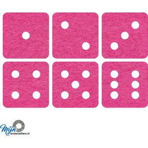 Dobbelsteen vilt onderzetter - fuchsia - 6 stuks - 10 x 10 cm - Tafeldecoratie - Glas onderzetter - Cadeau - Woondecoratie - Tafelbescherming - Onderzetters voor glazen - Keukenbenodigdheden - Woonaccessoires - Tafelaccessoires