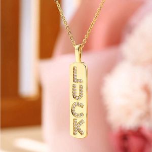 Ketting LUCK – met Zirkonia steentjes – Fashion style – Gold plated – Roestvrij staal – LUCK hanger – Feel Good Store – Goud
