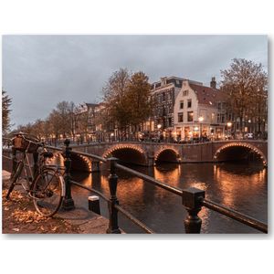Avondlicht over de Amsterdamse Grachten - Foto op Plexiglas 40x30