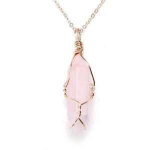 Kasey Rozenkwarts in Crystal Wrap aan goudkleurige ketting - 48/55cm