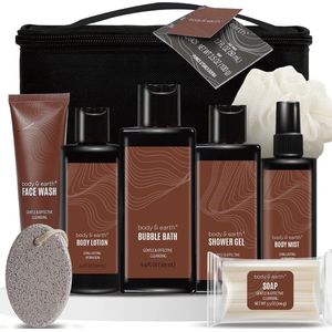 Body & Earth - Gentlemen Pack Sandalwood - Cadeauset in Toilettas - Stoere Geschenkset Bad & Lichaam - Cadeau voor Man Verjaardag - Wellness Giftset Heren - Verwenpakket Mannen, vader, vriend, papa, broer