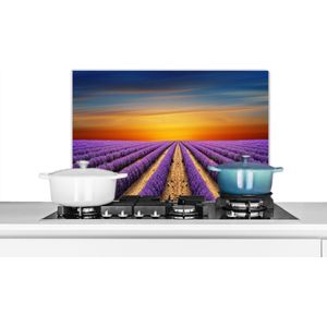 Spatscherm keuken 70x50 cm - Kookplaat achterwand Een groot lavendelveld met een kleurrijke hemel - Muurbeschermer - Spatwand fornuis - Hoogwaardig aluminium
