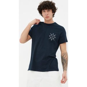 Trendyol - TMNSS20TS0984 - T-shirt - Marineblauw - Single Pack