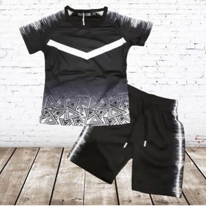 Trainings set zwart wit G78 -s&C-98/104-Complete sets