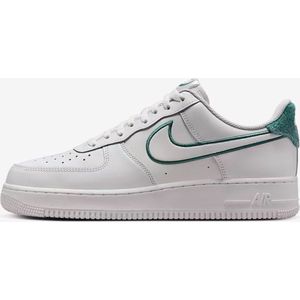 Nike - Air Force 1 '07 LV8 - Sneakers - Mannen - Wit/Groen - Maat 47