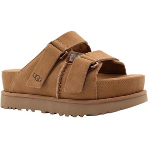 UGG Goldenstar camel suède slippers