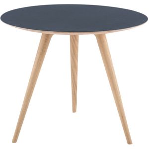 Gazzda Arp side table houten bijzettafel whitewash - met linoleum tafelblad smokey blue - Ø 55 cm