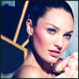 Max Factor Creme Puff blush - 025 Alluring Rose