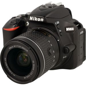 Nikon D5600 - Spiegelreflexcamera - 24,2 Megapixels - Inclusief AF-P 18-55mm VR Objectief