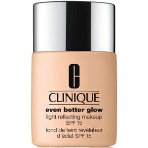 Clinique Even Better Glow Light Reflecting Foundation met SPF15 CN 10 Alabaster - 30ml
