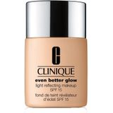 Clinique Even Better™ Glow Light Reflecting Makeup SPF 15 Foundation voor Stralend Gezicht SPF 15 Tint CN 20 Fair 30 ml