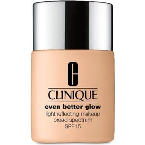 Clinique Even Better Glow Light Reflecting Makeup SPF 15 Foundation 30 ml