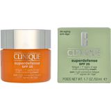 Clinique Superdefense Broad Spectrum Fatigue - 1st Signs of Age Multi-Correcting Cream - SPF 25 Dagcrème - 50 ml