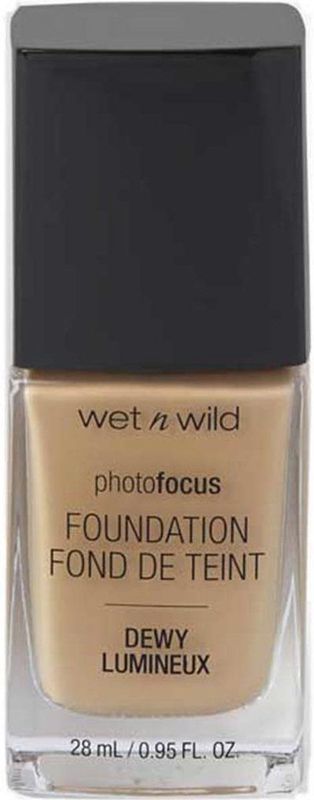 wet-n-wild Gezicht FoundationStichting Dewy Lumineux 1 Stk. (€ 8,21 / 1 stuks)
