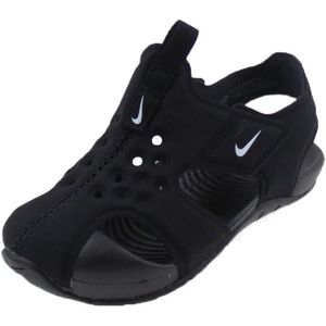 Nike sunray protect 2 in de kleur zwart/wit.