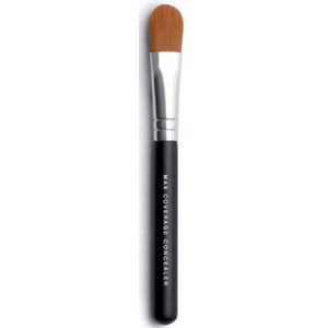 BareMinerals Maximum Coverage Concealer Brush