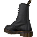 Schnürstiefel