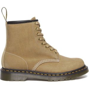 Boots 1460 in leer Tumbled Nubuck DR. MARTENS. Nubuck materiaal. Maten 40. Kastanje kleur