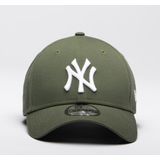 New Era New York Yankees League Essential 9forty Snapback Cap
