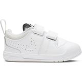 Nike pico 5 in de kleur wit.