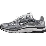 Nike - P-6000 - Sportschoenen - Metallic Silver - Mesh - Vrouwen