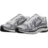 Nike - P-6000 - Sportschoenen - Metallic Silver - Mesh - Vrouwen