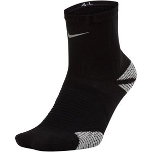 Nike racing enkelsokken in de kleur zwart.