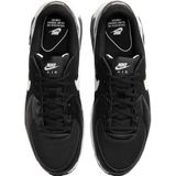 Nike air max excee in de kleur zwart.