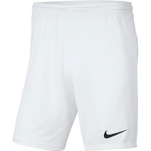Nike dri-fit park 3 short in de kleur wit.