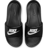 Slippers Nike Victori One cn9675-002 40 EU