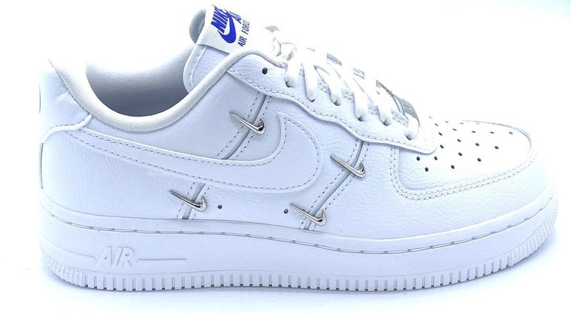 Nike Air Force 1 LX White Metallic Swooshes (Maat 37,5 / US 6,5)